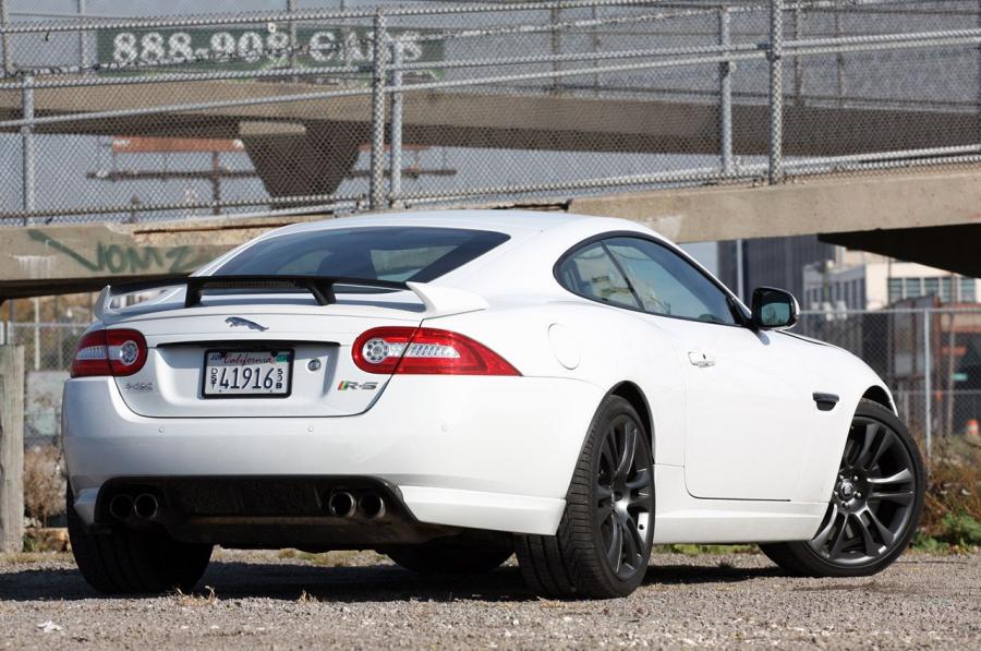  Jaguar XKR-S 2012 года  (фото 12 из 82)